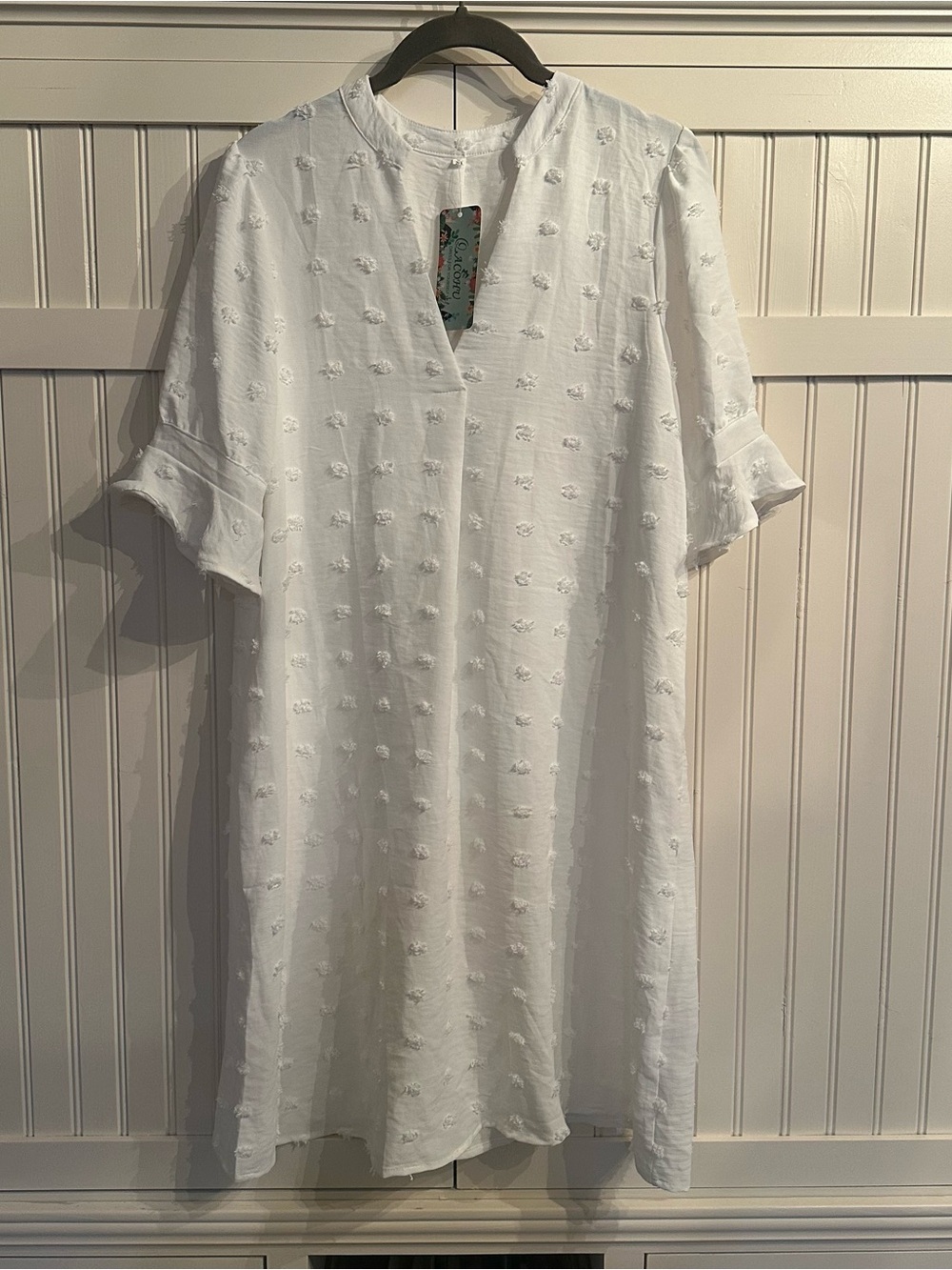 QACOHU Women's Summer V-Neck Ruffle Short Sleeve Casual Shift Dress. Size M